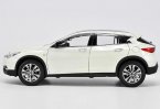 1:18 Scale White 2017 Diecast Infiniti QX30 Model