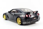 Black 1:24 Scale Maisto Diecast 2009 Nissan GT-R Model