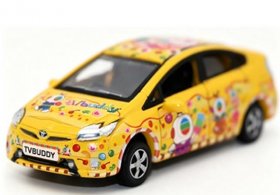 Yellow 1:64 Scale Tiny TVBuddy Car Diecast Toyota Prius Model