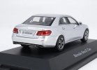 Black / Silver 1:43 Scale Diecast Mercedes Benz E-Class Model