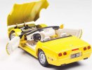 1:24 Scale Welly Red / Yellow Diecast 1995 Chevrolet Corvette