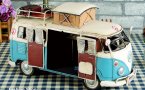 Medium Scale Blue-White / Red-White 1966 VW DELUXE BUS model