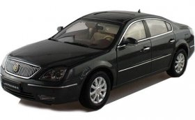 Black / Champagne 1:18 Scale Diecast Buick Lacrosse Model