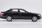 1:18 Scale Black Maisto Diecast Mercedes-Benz E300L Model