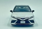 White 1:30 Scale Diecast Toyota Camry Car Model
