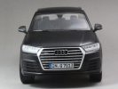 Black / White / Brown / Blue 1:18 Diecast Audi New Q7 Model