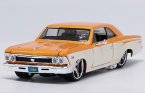 Orange 1:24 Maisto Diecast 1966 Chevrolet Corvette SS 396 Model