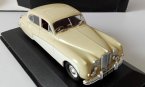 Off-White 1:43 Scale IXO Diecast Jaguar MK Model