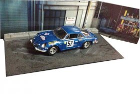 Blue 1:43 Scale NO.57 Diecast Alfa Romeo Model