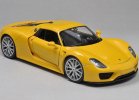 White / Black /Yellow 1:24 Scale Welly Diecast Porsche 918 Model