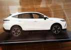 Red / White 1:30 Scale Diecast 2022 Toyota Venza Model