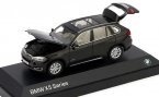 White / Black 1:43 Scale Diecast 2014 BMW X5 Model