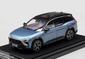 1:43 White / Black / Blue / Silver Diecast 2018 NIO ES8 Model