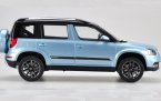 1:18 White / Blue / Brown / Gray Diecast Skoda Yeti Model