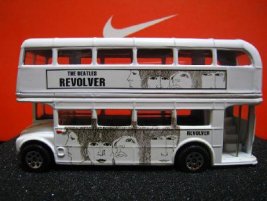 1:64 Scale White CORGI London Double Decker Bus Model