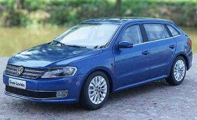 Blue 1:18 Scale Diecast VW Gran Lavida Model