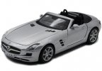 White / Red / Silver 1:24 MaiSto Diecast MERCEDES-BENZ SLS AMG