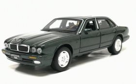 Kids 1:32 Scale Black / Dark Green Diecast Jaguar XJ6 Toy