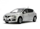 1:18 Scale Silver Diecast Nissan Tiida Model