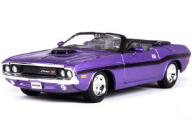 1:24 Purple Maisto Diecast 1970 Dodge Challenger R/T Model