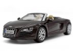 White / Brown 1:24 Scale Maisto Diecast Audi R8 Model