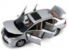 Silver 1:18 Scale Diecast Peugeot 307 Model