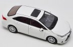 1:18 Scale Red / White Diecast 2019 Toyota Corolla Model