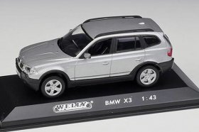 Silver 1:43 Scale Welly Diecast BMW X3 Model