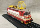 1:87 Scale Red-White Atlas Rada 230 059-8 1966 Train Model