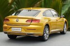 1:18 Scale White / Red / Golden Diecast VW New CC Model