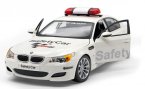 1:18 Scale White Maisto Diecast Safety Car BMW M5 Model