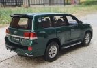 White / Black / Green Diecast Toyota Land Cruiser LC200 Model