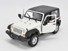 Red / White 1:24 Scale Welly 2007 Diecast Jeep Wrangler Model