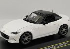 FIRST 1:43 Scale White Diecast 2015 Mazda Roadster Model