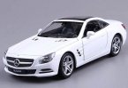 White / Black / Red 1:24 Welly Diecast MERCEDES-BENZ SL500 Model