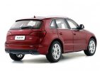 1:18 Scale Red / Black / White Diecast Audi Q5 SUV Model