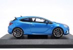 1:43 Scale Red / Blue Diecast Opel Astra OPC Model