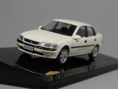 1:43 White IXO Diecast 1998 Chevrolet Vectra GLS 2.2 Model