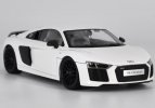 White / Red / Blue 1:18 Maisto Diecast Audi R8 V10 Plus Model