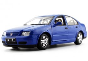 1:18 Scale Blue / Silver Diecast 2004 VW Bora Model