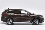 Brown / White 1:18 Scale Diecast Renault Koleos Model