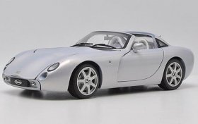 1:18 Scale Sunstar Silver Diecast 2004 TVR Tuscan MK2 Model