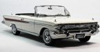 White 1:18 Scale SunStar Diecast 1961 Chevrolet IMPALA Model