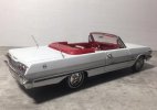 Red /Blue /Black /White 1:24 Welly Diecast 1963 Chevrolet Impala