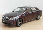 Black / Wine Red / White 1:18 Diecast 2010 Toyota Crown Model