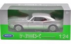 Silver /Wine Red 1:24 Welly Diecast 1967 Pontiac Firebird Model