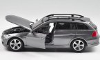 White / Gray 1:24 Scale Bburago Diecast BMW 335 Model