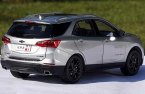 Silver 1:18 Diecast 2018 Chevrolet Equinox Redline SUV Model