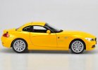 Yellow 1:18 Scale Kyosho Diecast BMW Z4 Model