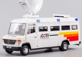 White 1:32 Scale CCTV Kids Diecast Mercedes Benz Vario Toy